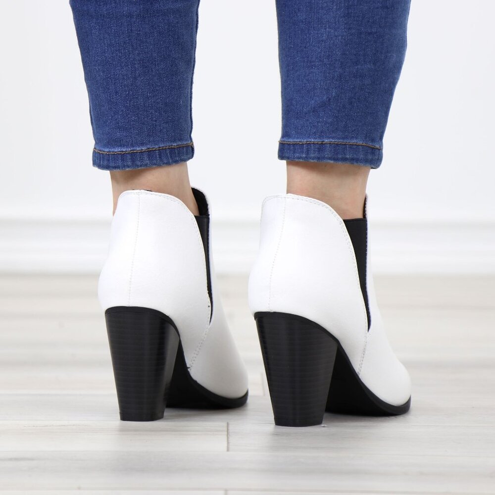 Chelsea Cone High Heel Ankle Boots White Synthetic Leather  Pointed Toe - Picture 7 of 12